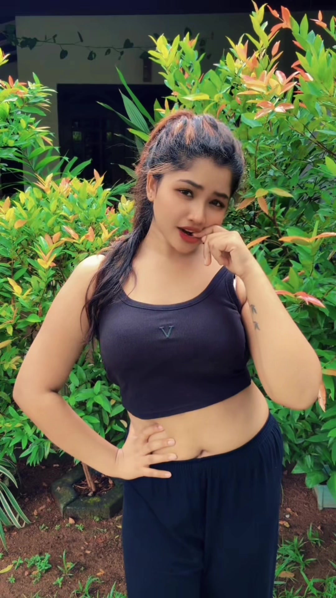 @🕷️ජාණී_ 𖥔