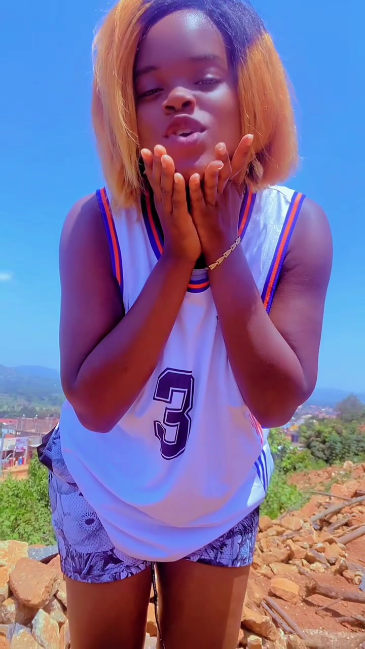 @☄️☄️ alisvicto 💜💧