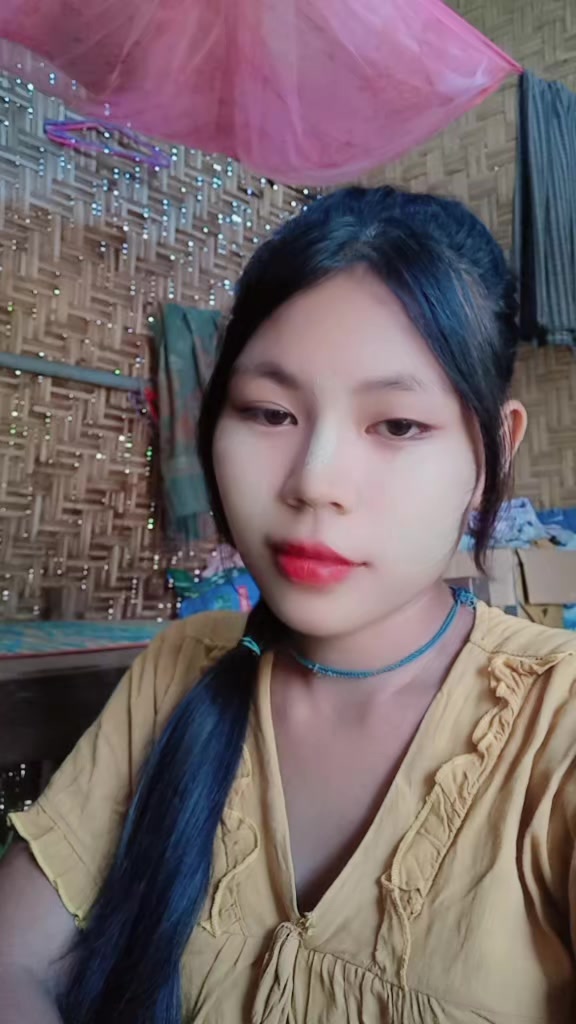 @ေရဦးသူ ေလး🥰