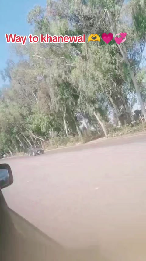 @Apna Khanewal " 👀👅