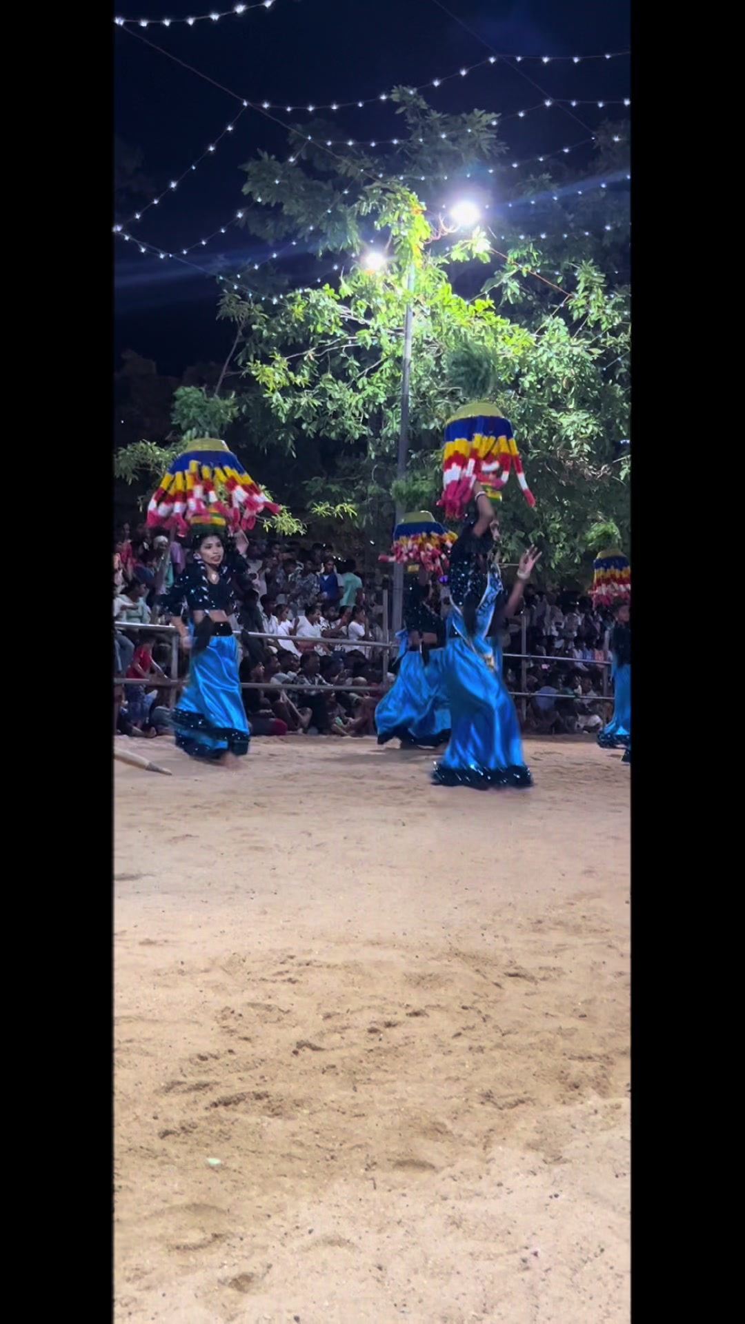 @𝐑𝐀𝐕𝐄𝐄𝐍𝐃𝐑𝐀𝐍