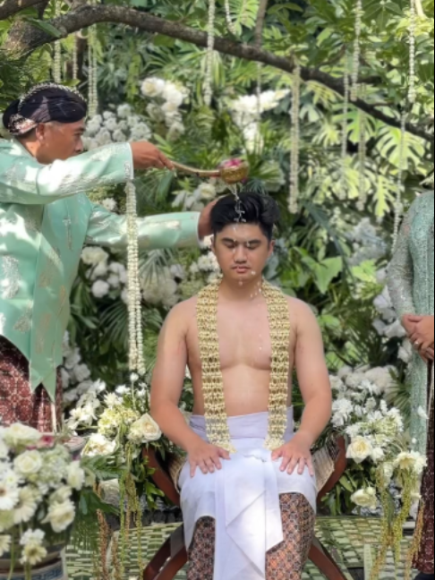 @Mamuktukangmakeupjogja