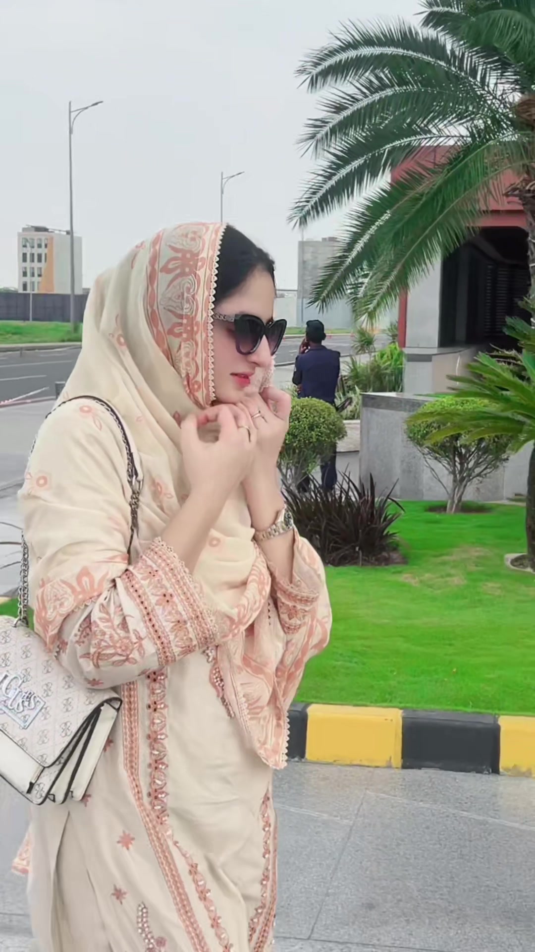 @Muneeba khan⭐️