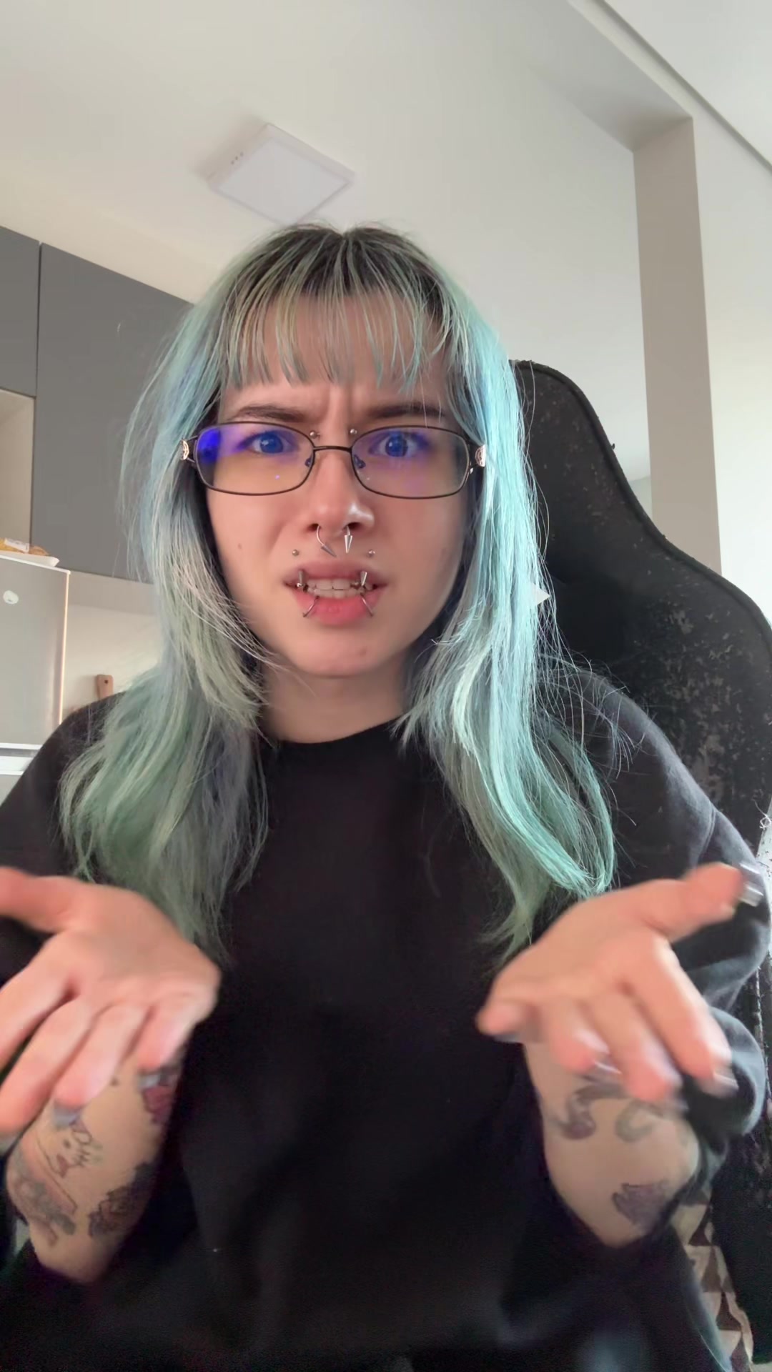@lu