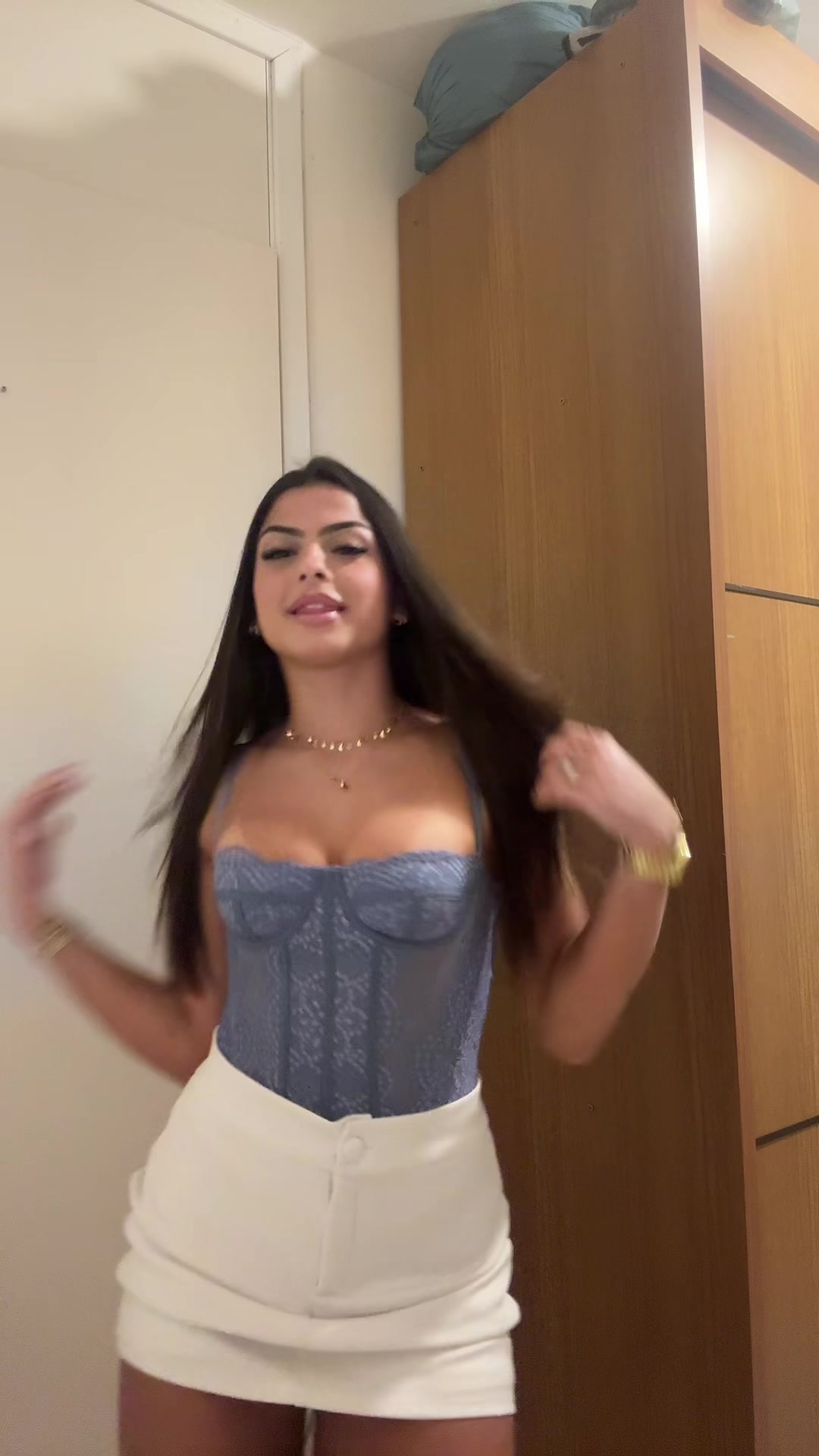 @anna