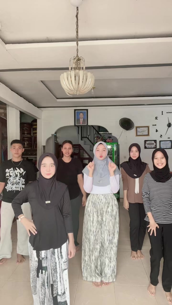 @Sanggar Seni Puti Tungga