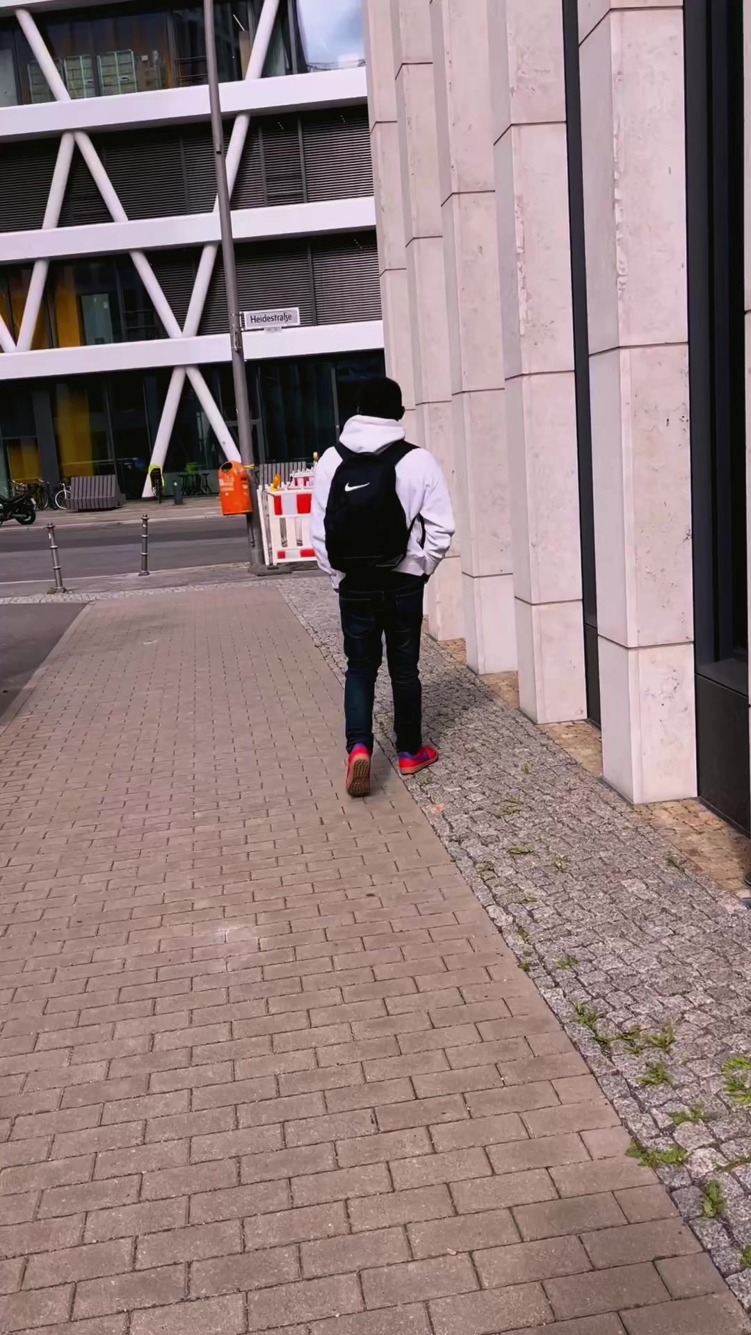 @MC Japolo🇰🇪 🇩🇪 🇳🇱