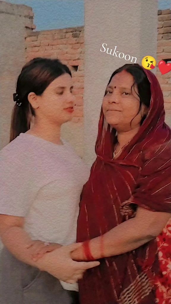 @Bhojpuri Queen 👑