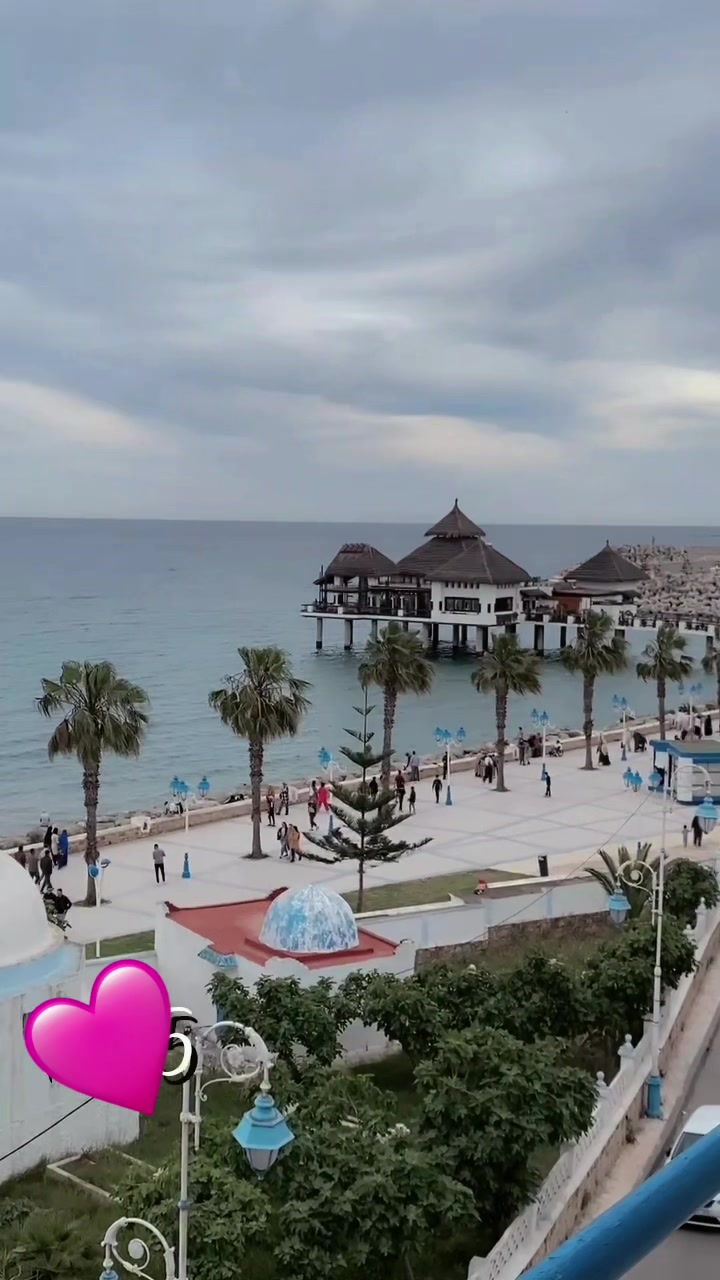 @douae