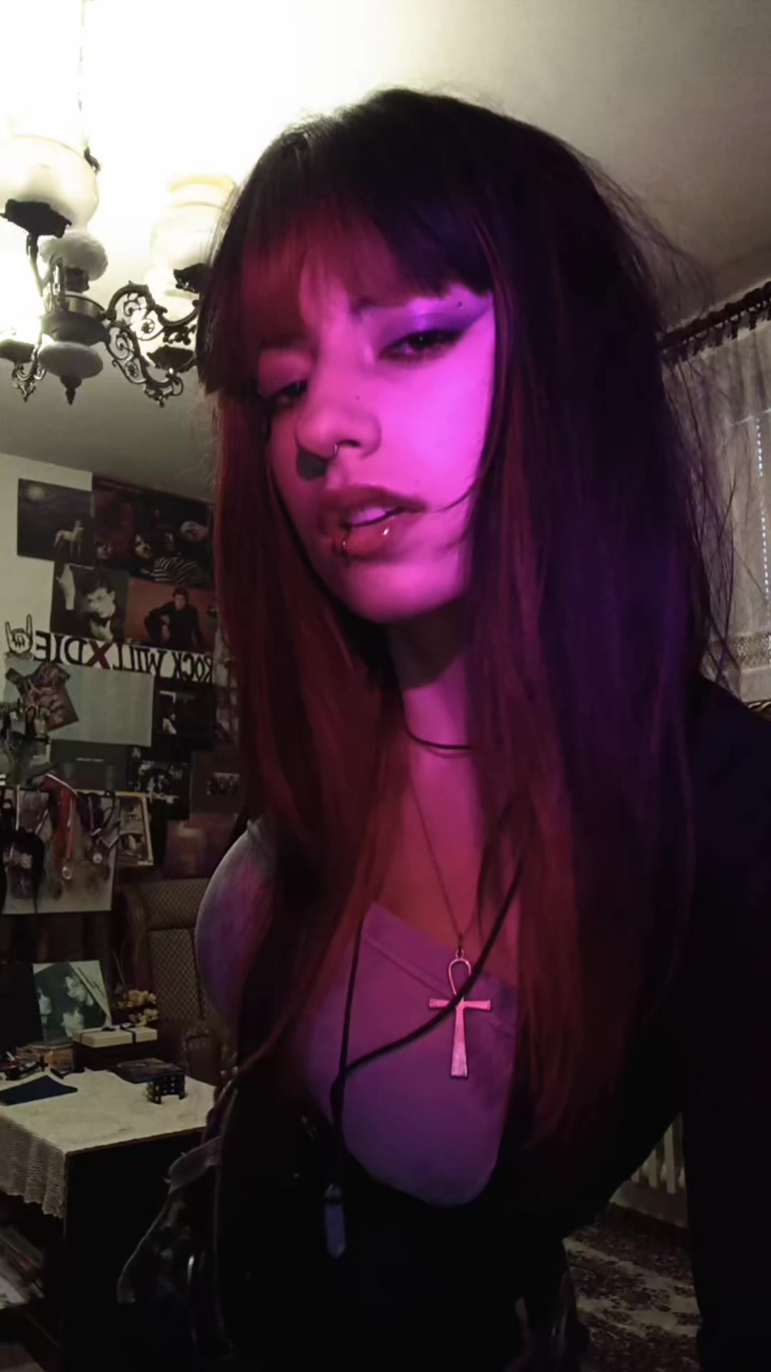 @Emilija🗡️
