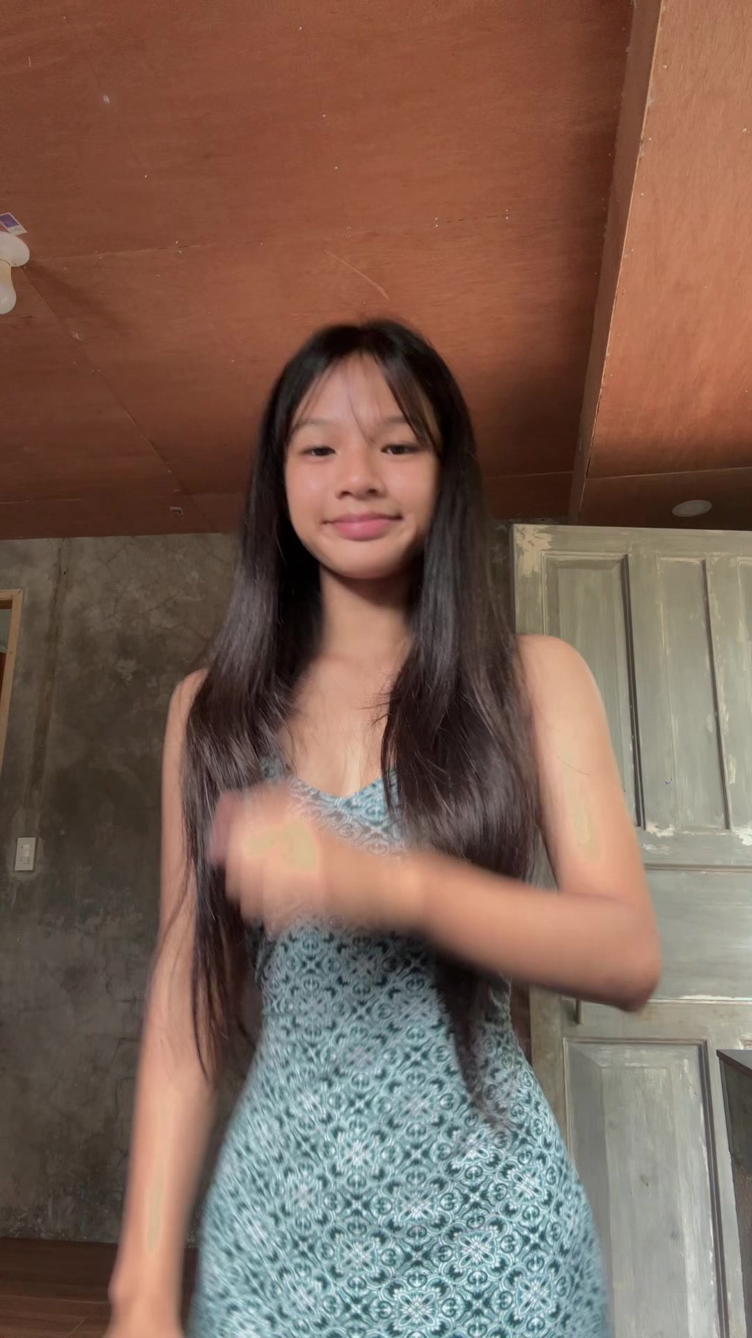 @litchownie.
