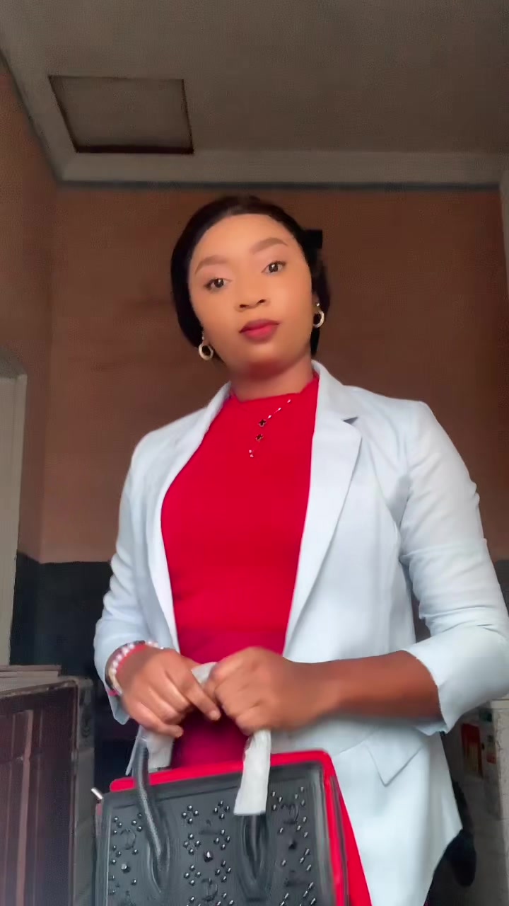 @Ra&iuml;sa la fraise 🍓&hearts;️🥰😘