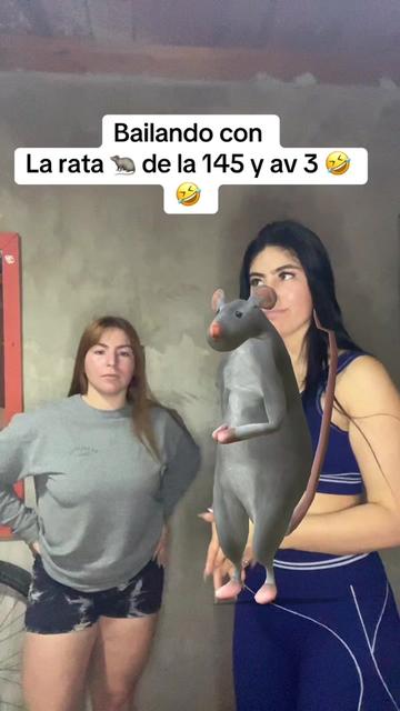 @angieurtubey