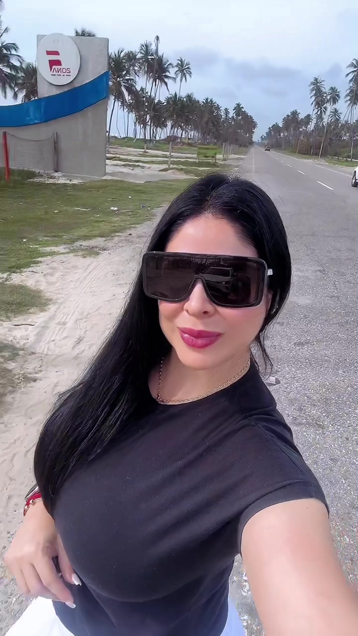 @caritolaleona