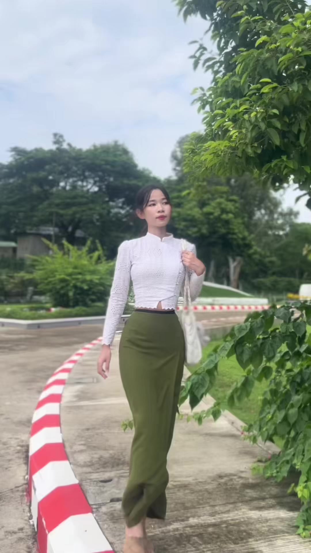 @Hsu Shwe Yi Tun♐