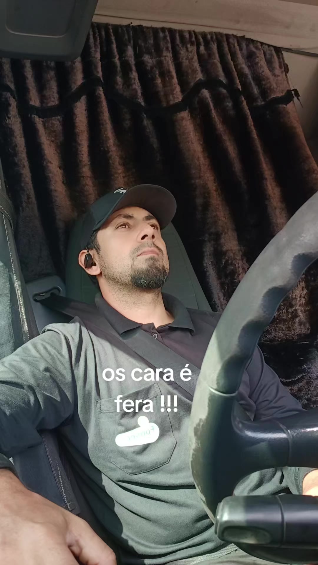 @Elias