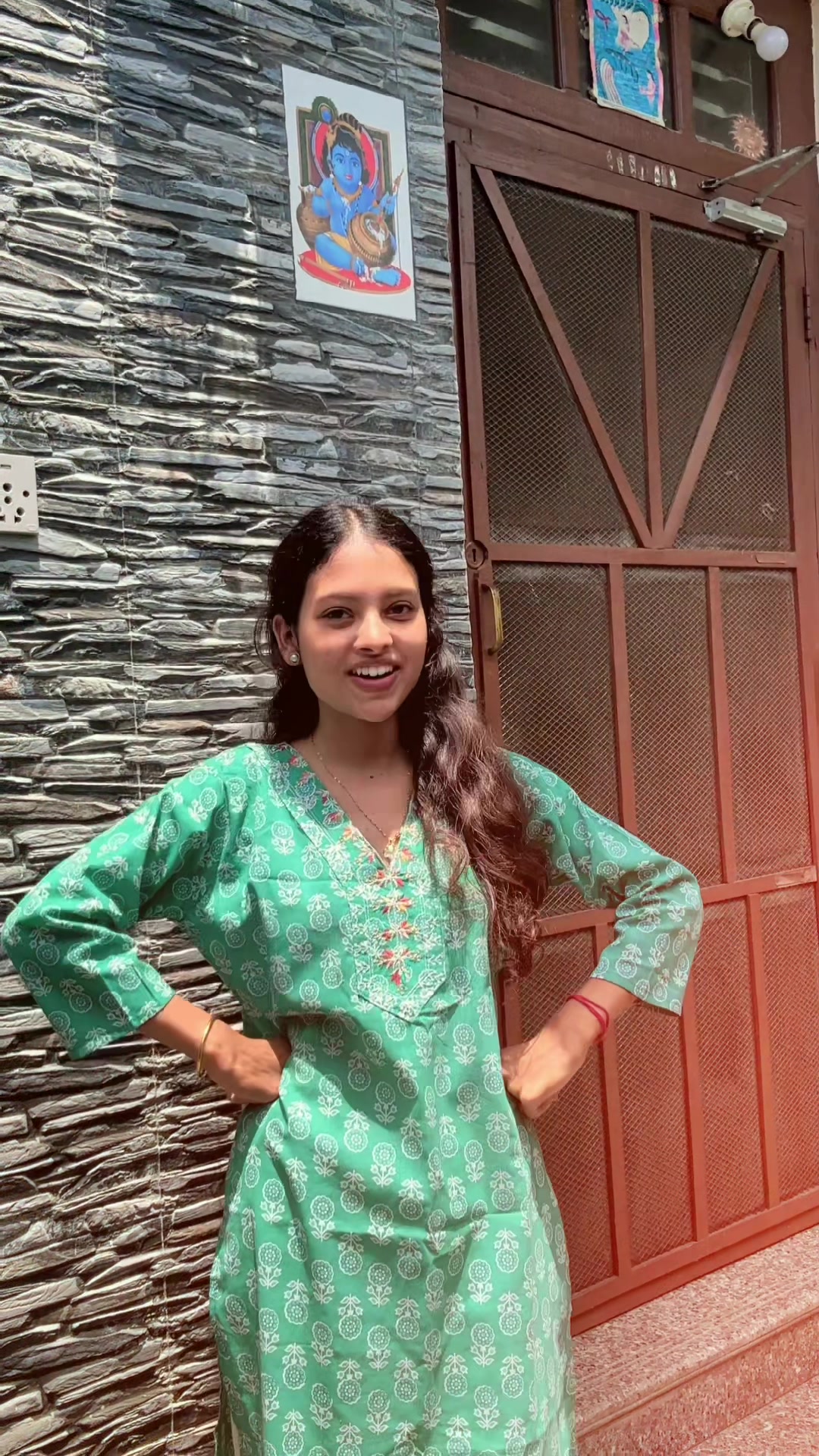 @Prashamsa ydv🧿💜