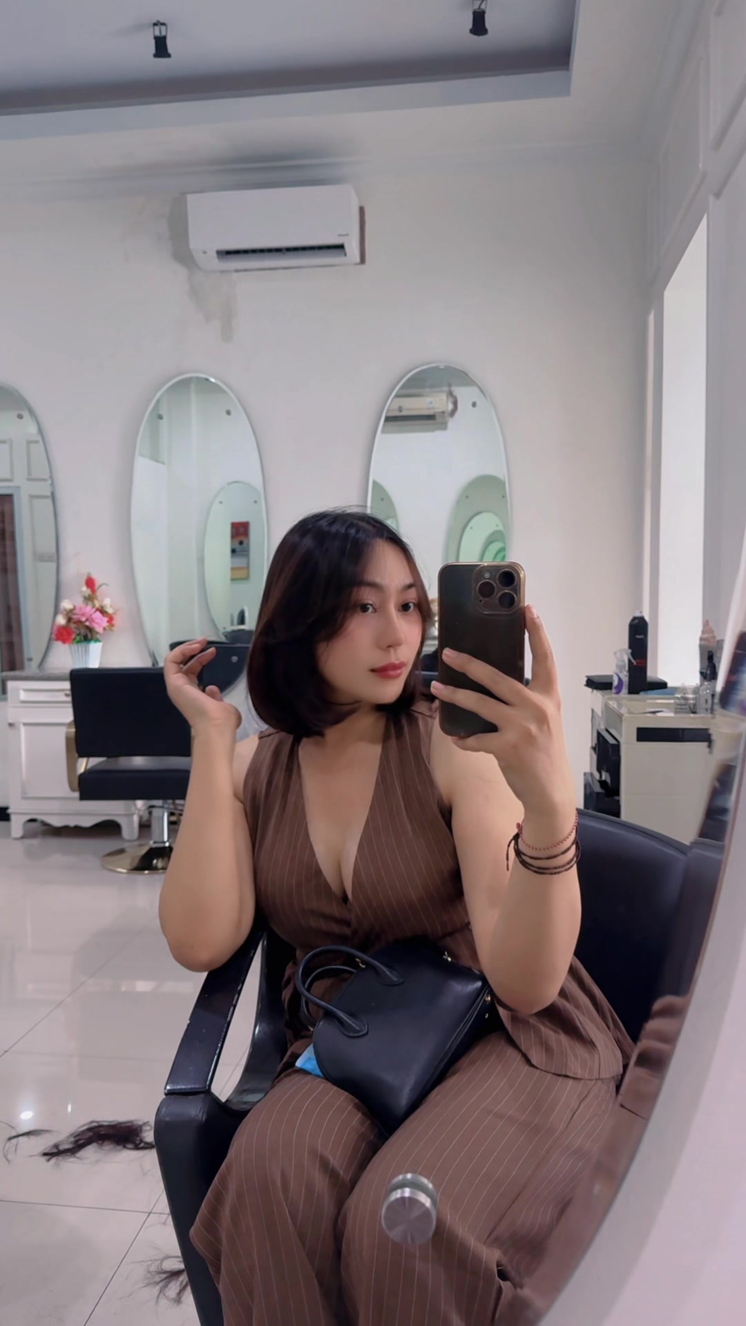 @dhinianabella