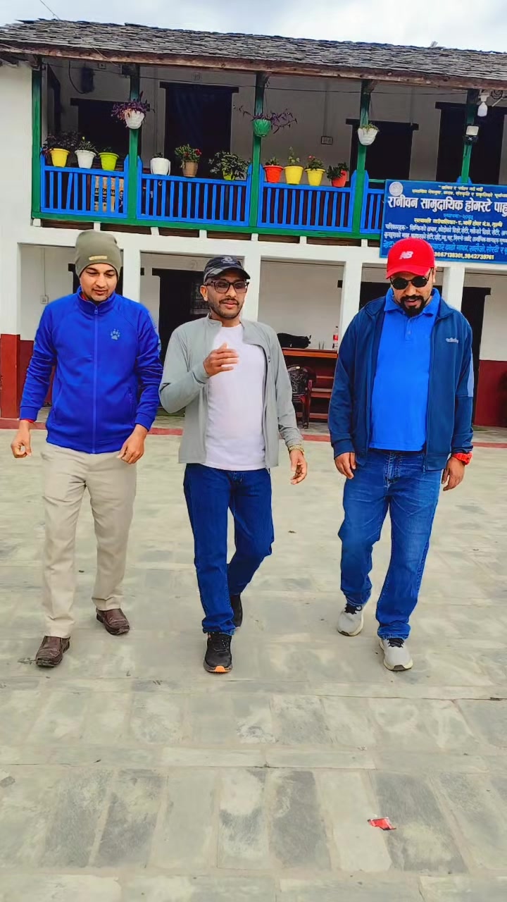 @गिरीराज भण्डारी🇳🇵❤️🇳🇵🌹