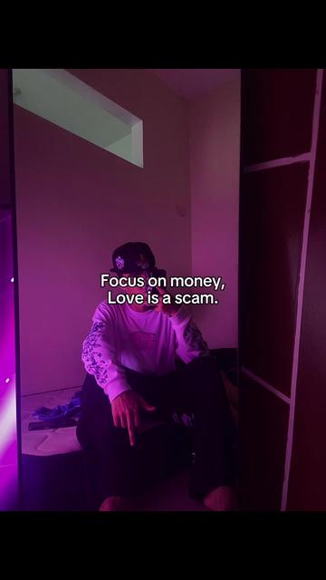 @•|Hxzeee