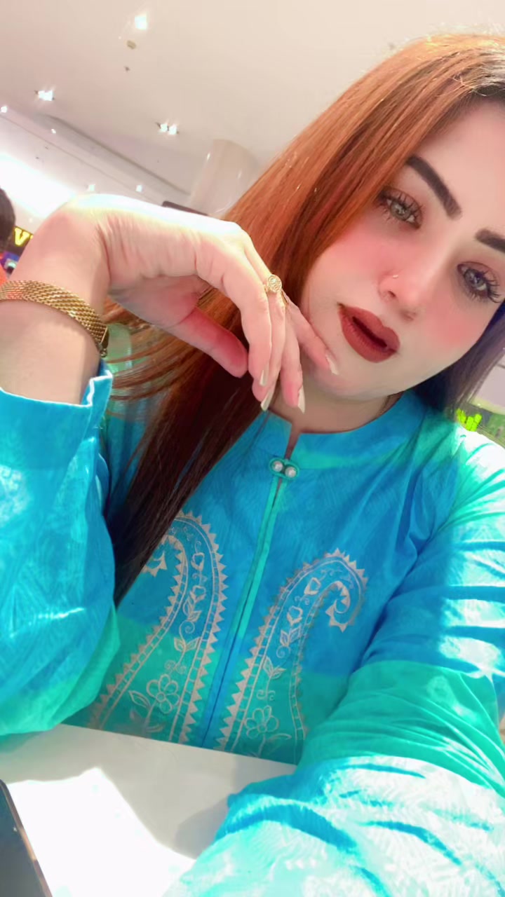 @Mahimalik🦋