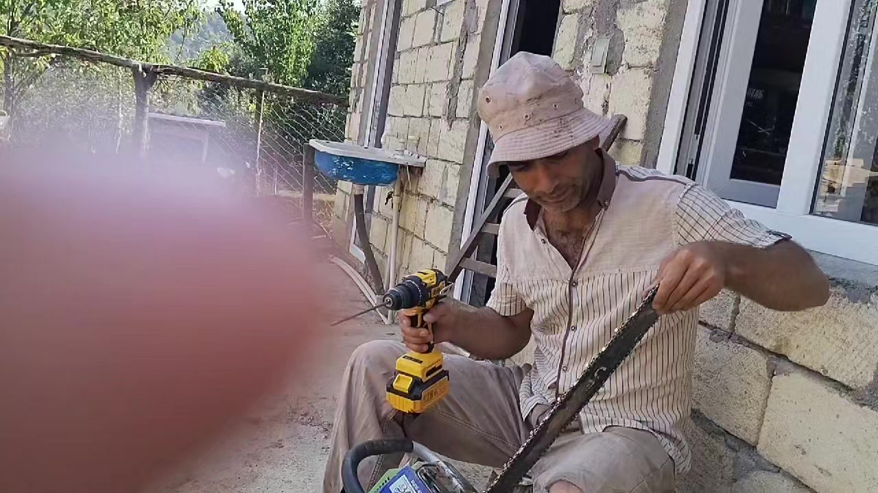 @ot.biçən.oğlan