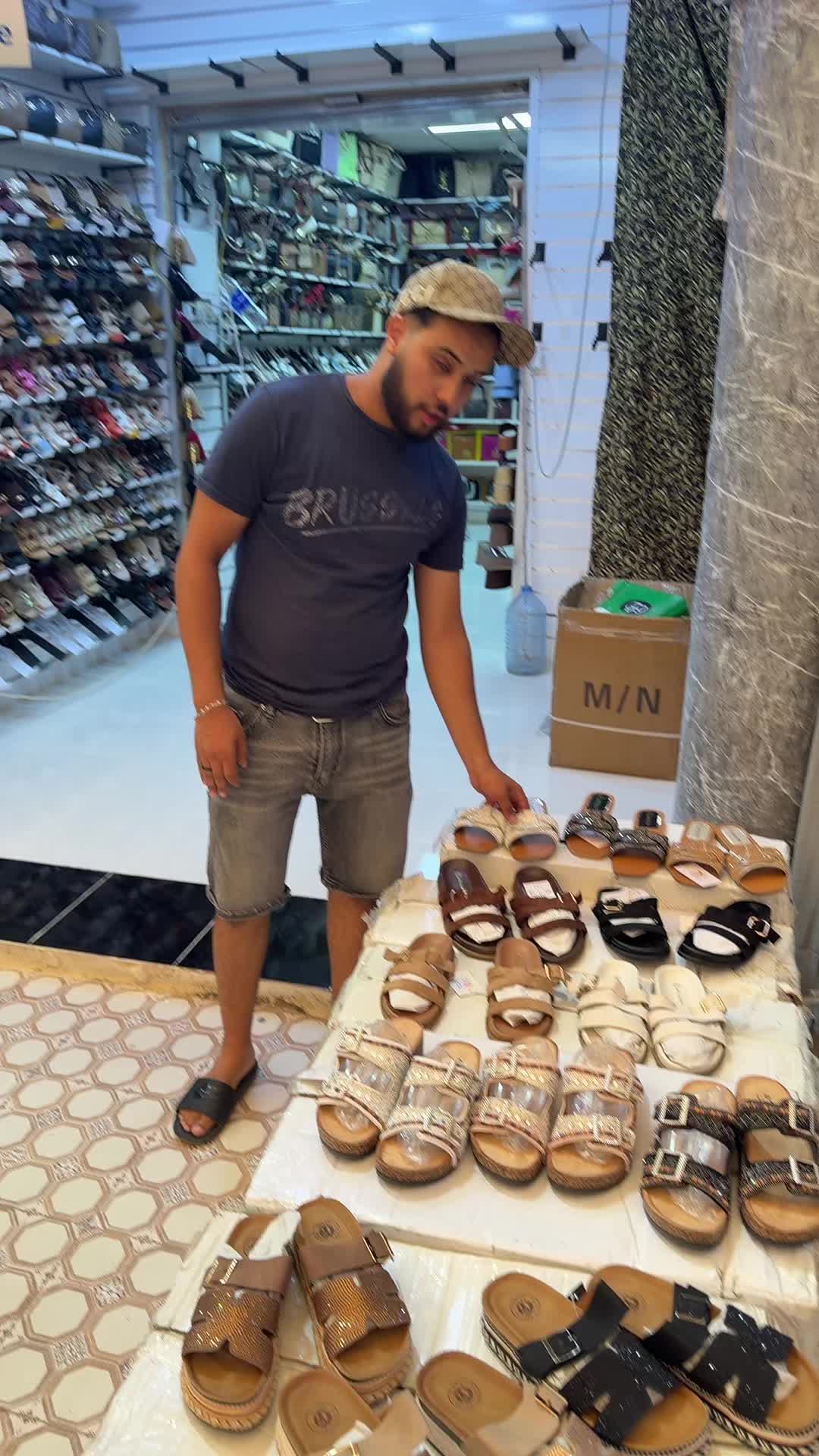 @هميزات هالة