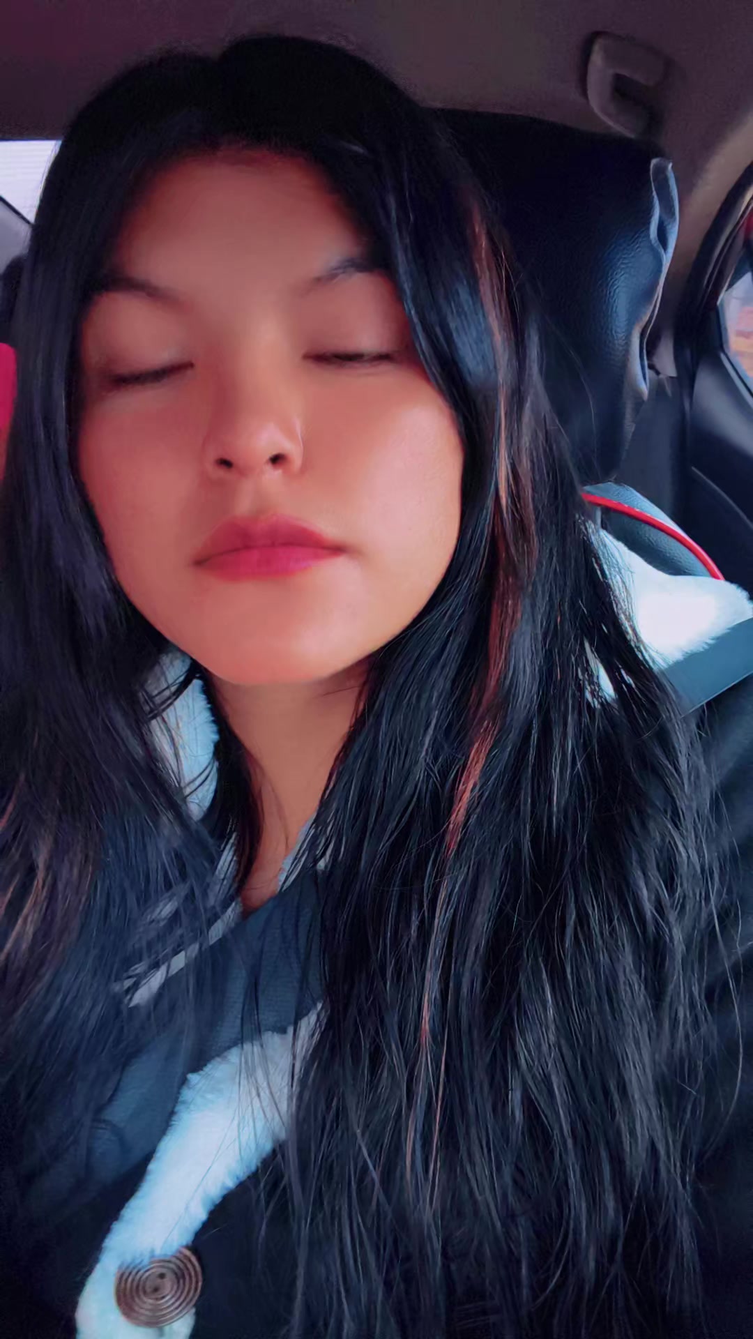@yanely