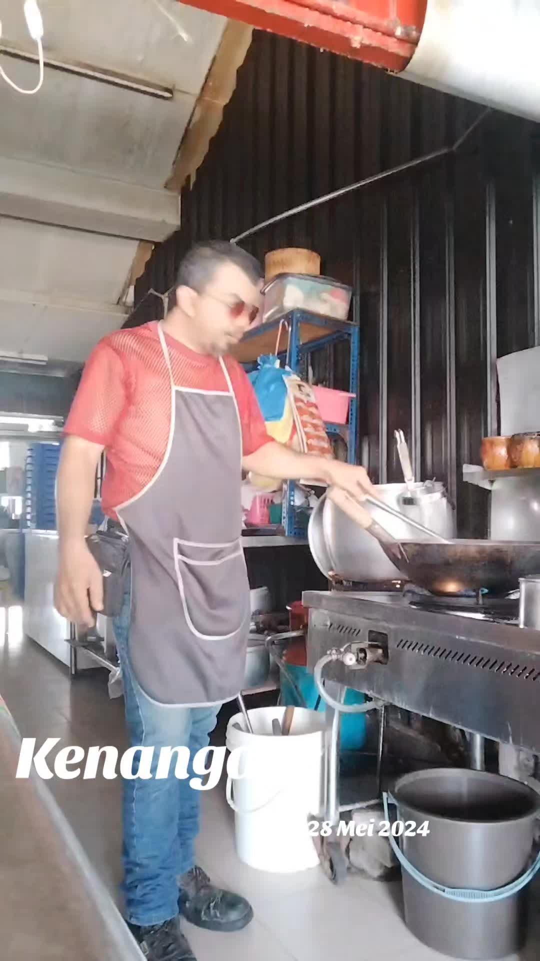 @HASNI &hearts;️  Puteri  👩&zwj;❤️&zwj;👨