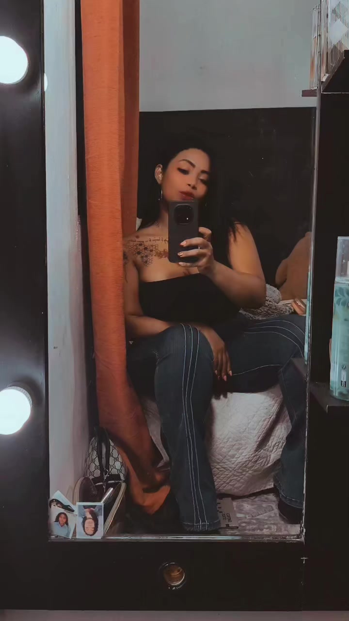 @Ex&oacute;tica💩