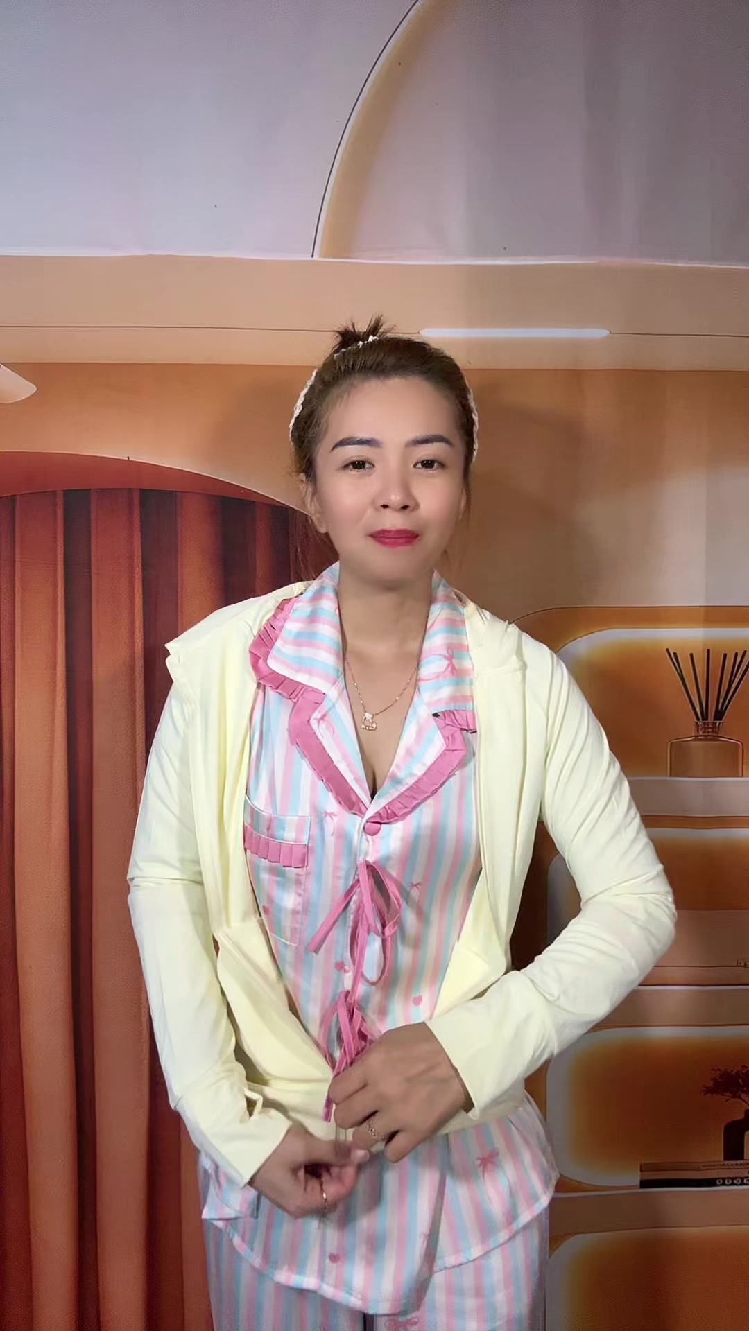 @Em Cẩm Nè