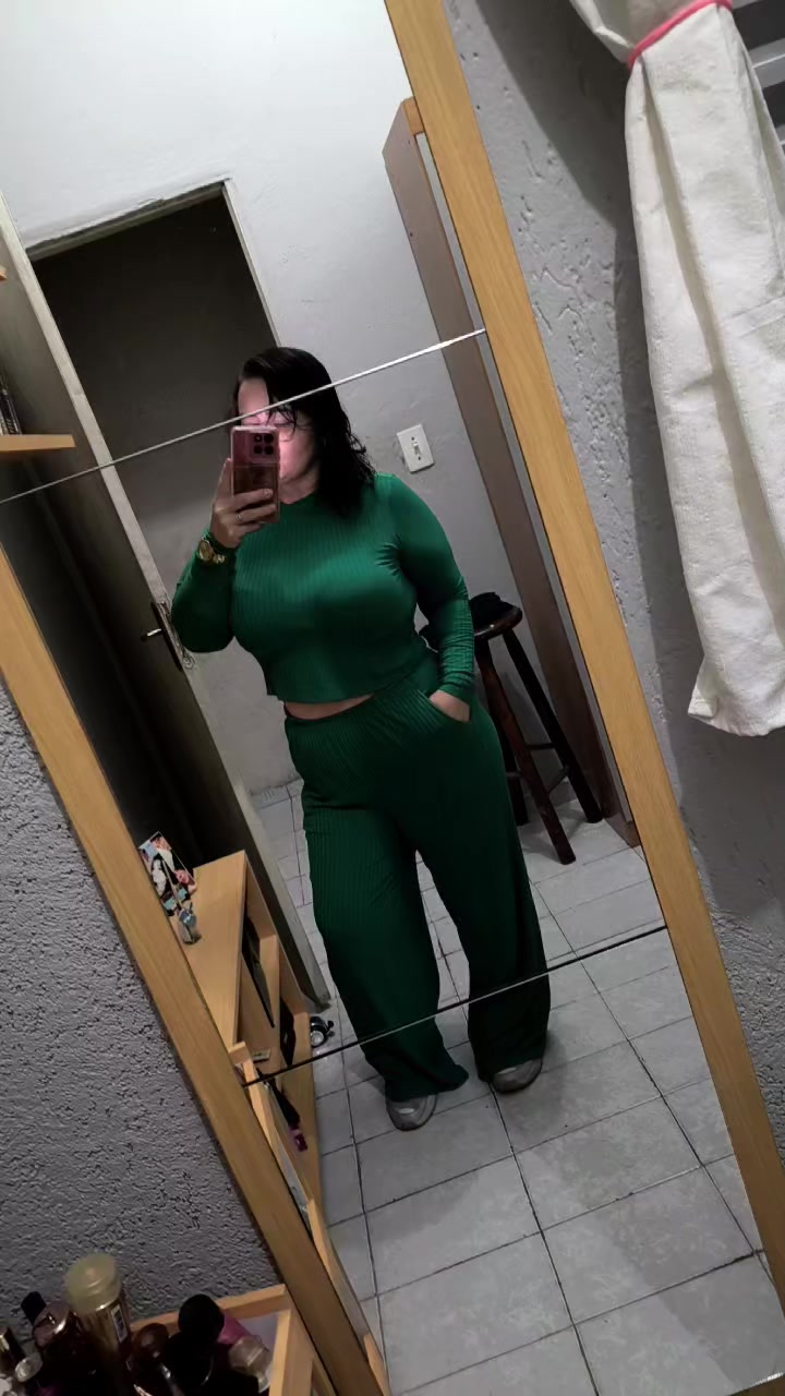 @Vivianelisboa ♈❤️🥰