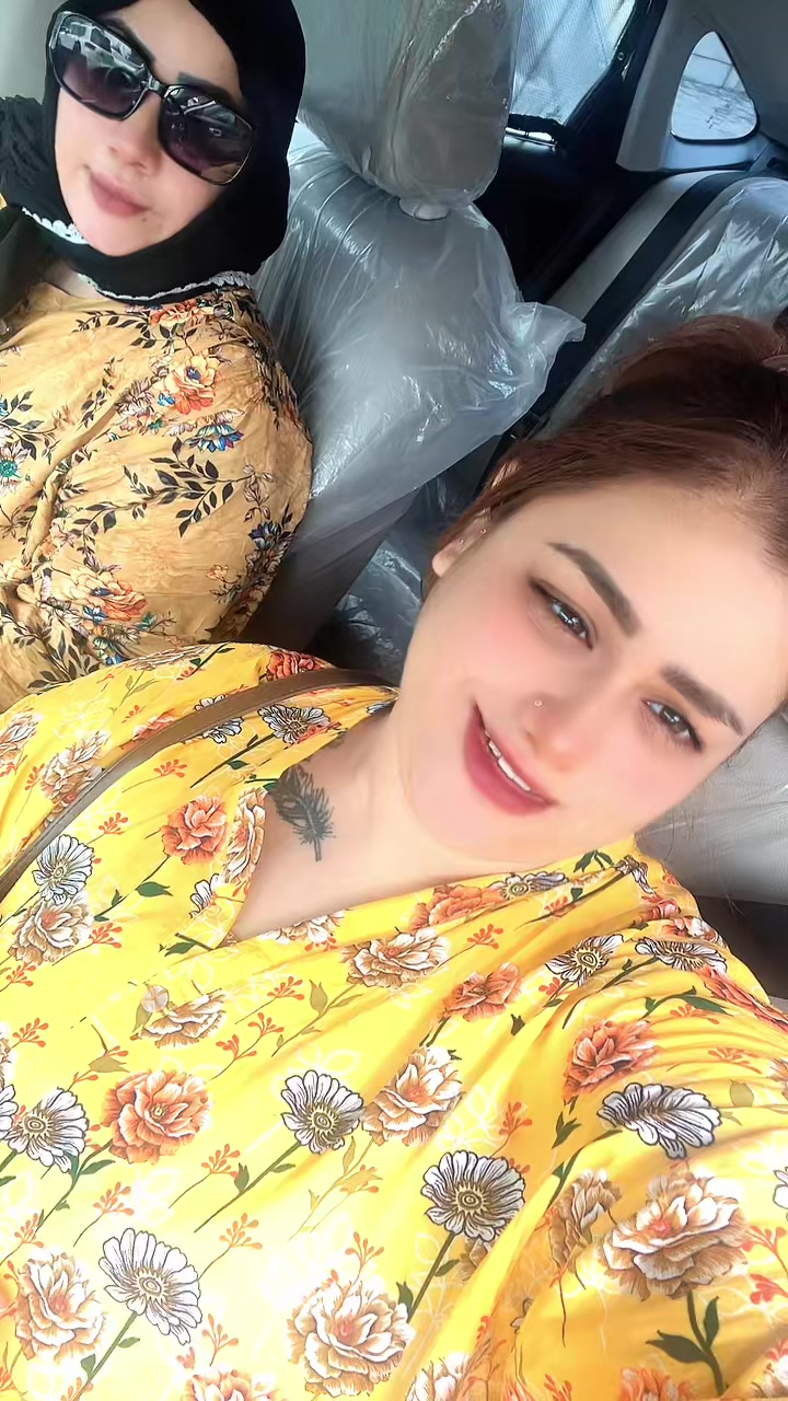 @iqra_khan