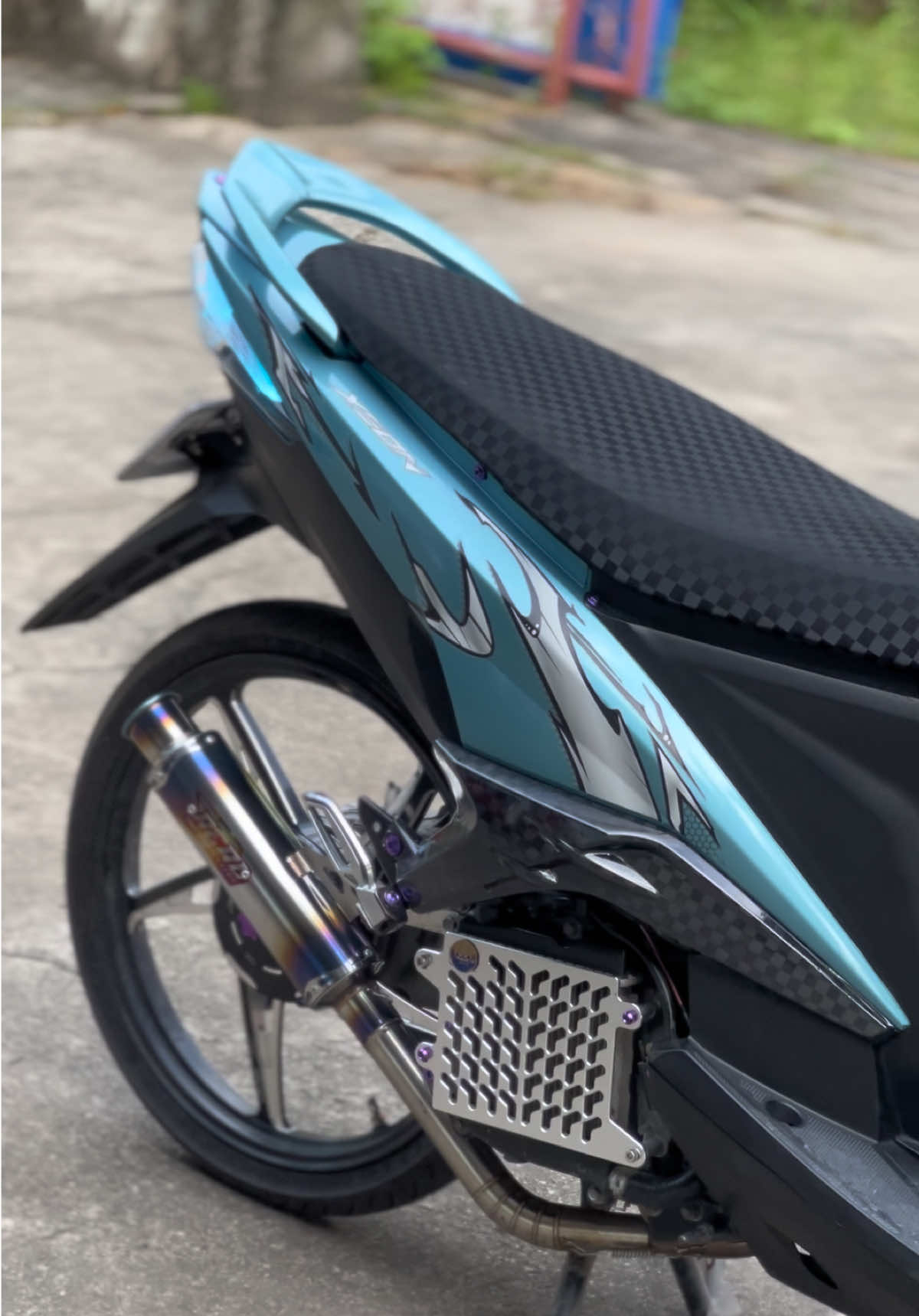 @Xenzy🇻🇳
