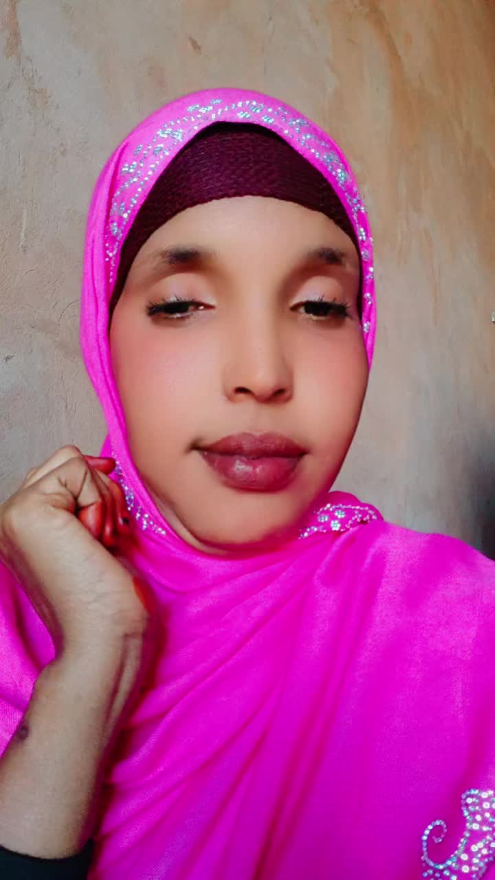 @Ayeeyo Xaliimo