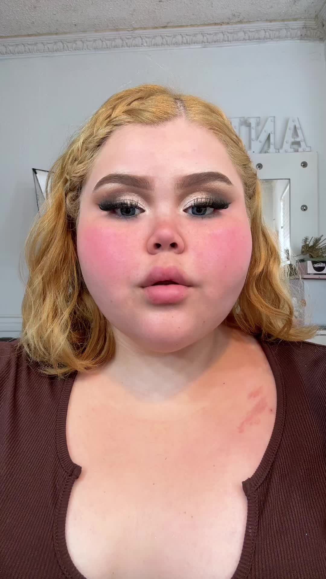 @𝓘𝓷𝓰𝓻𝓲𝓭