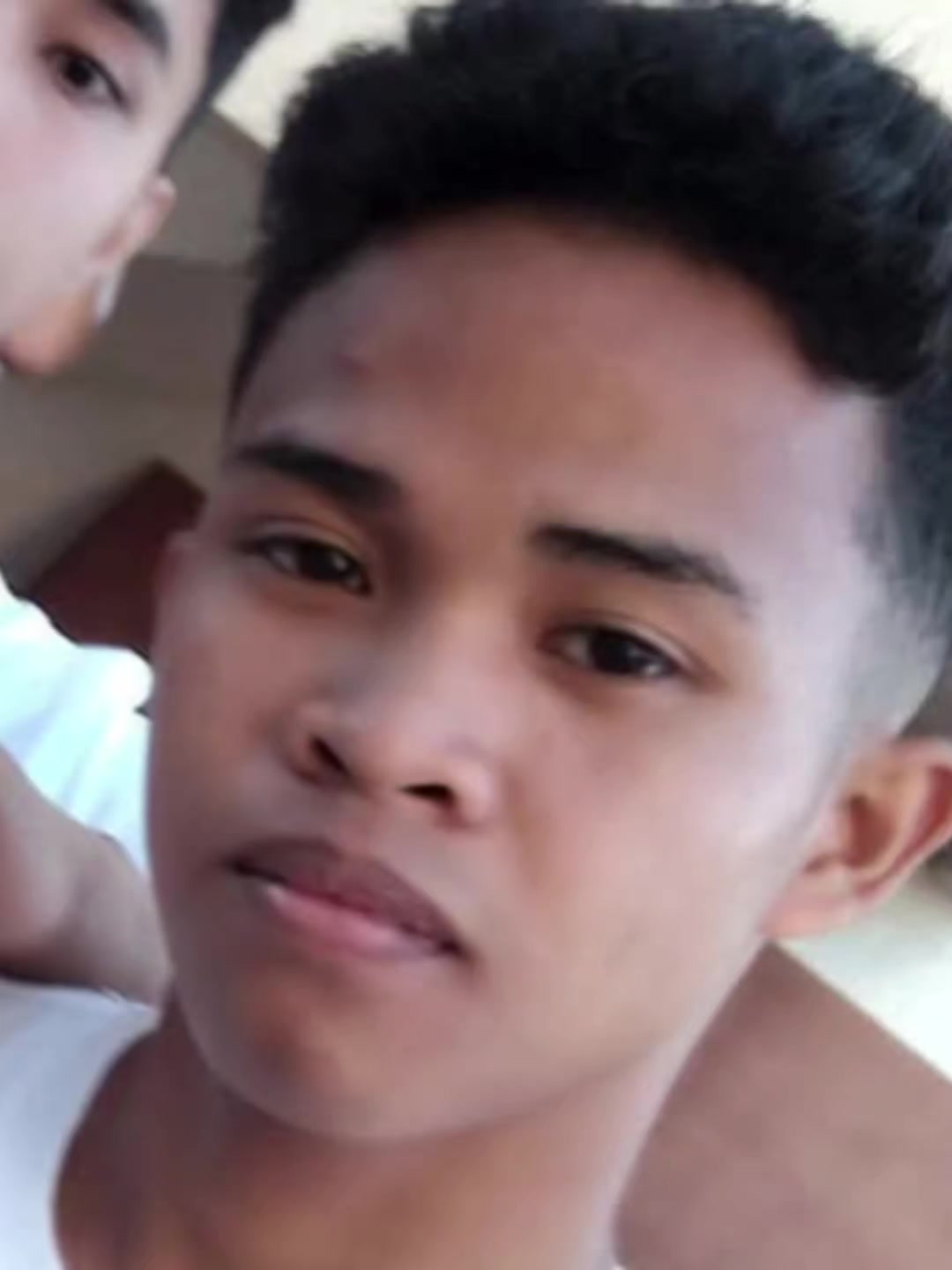 @emji_🧐