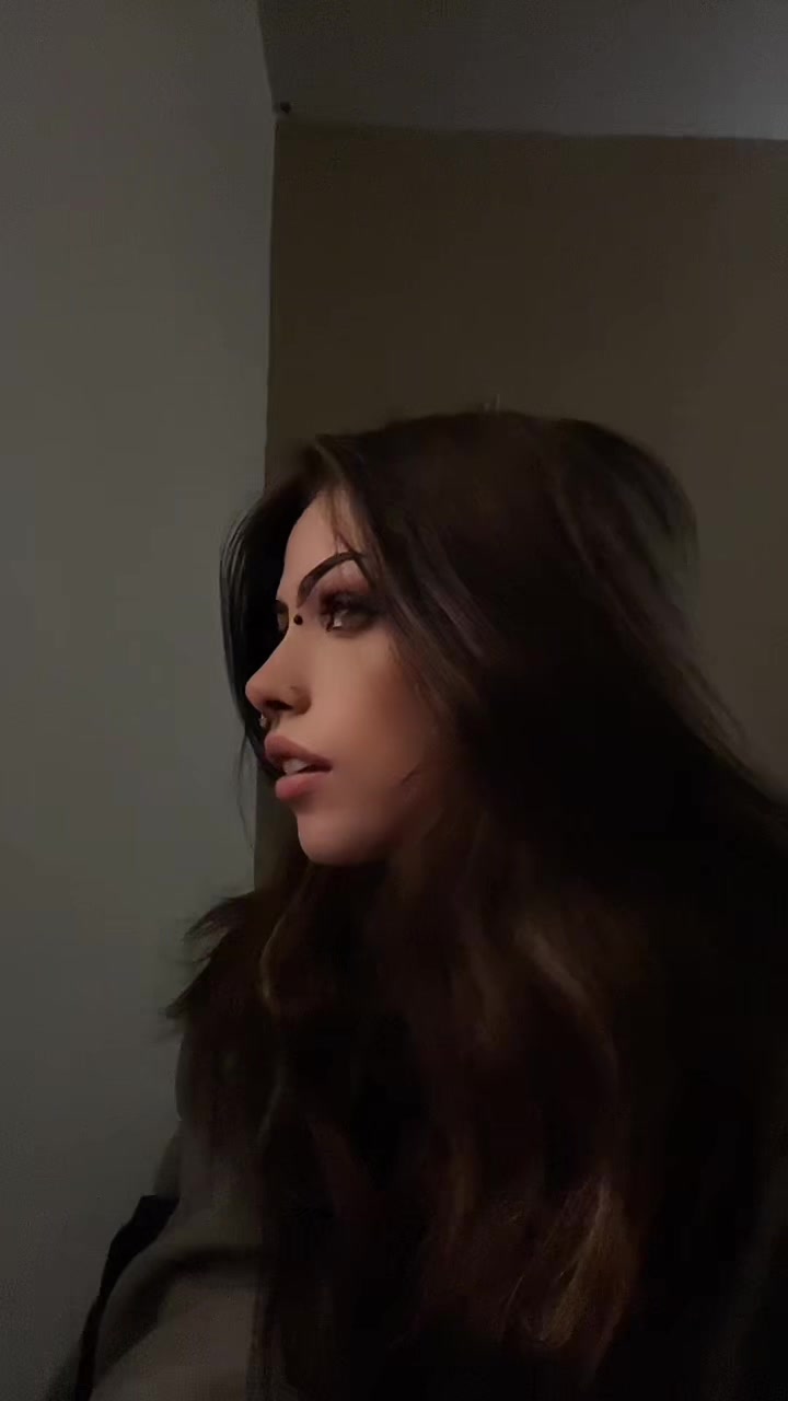 @r.eece.d
