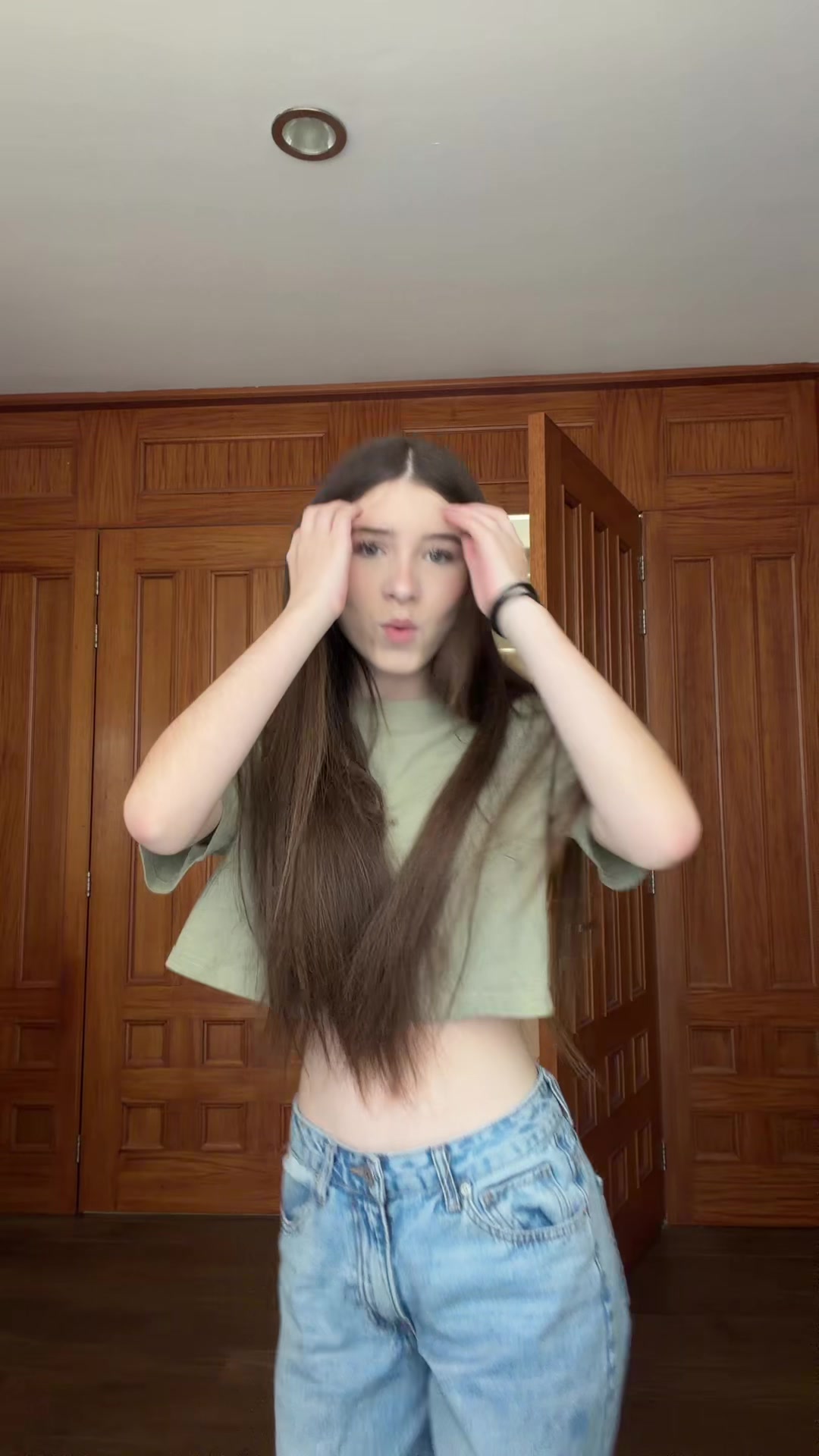 @Moni