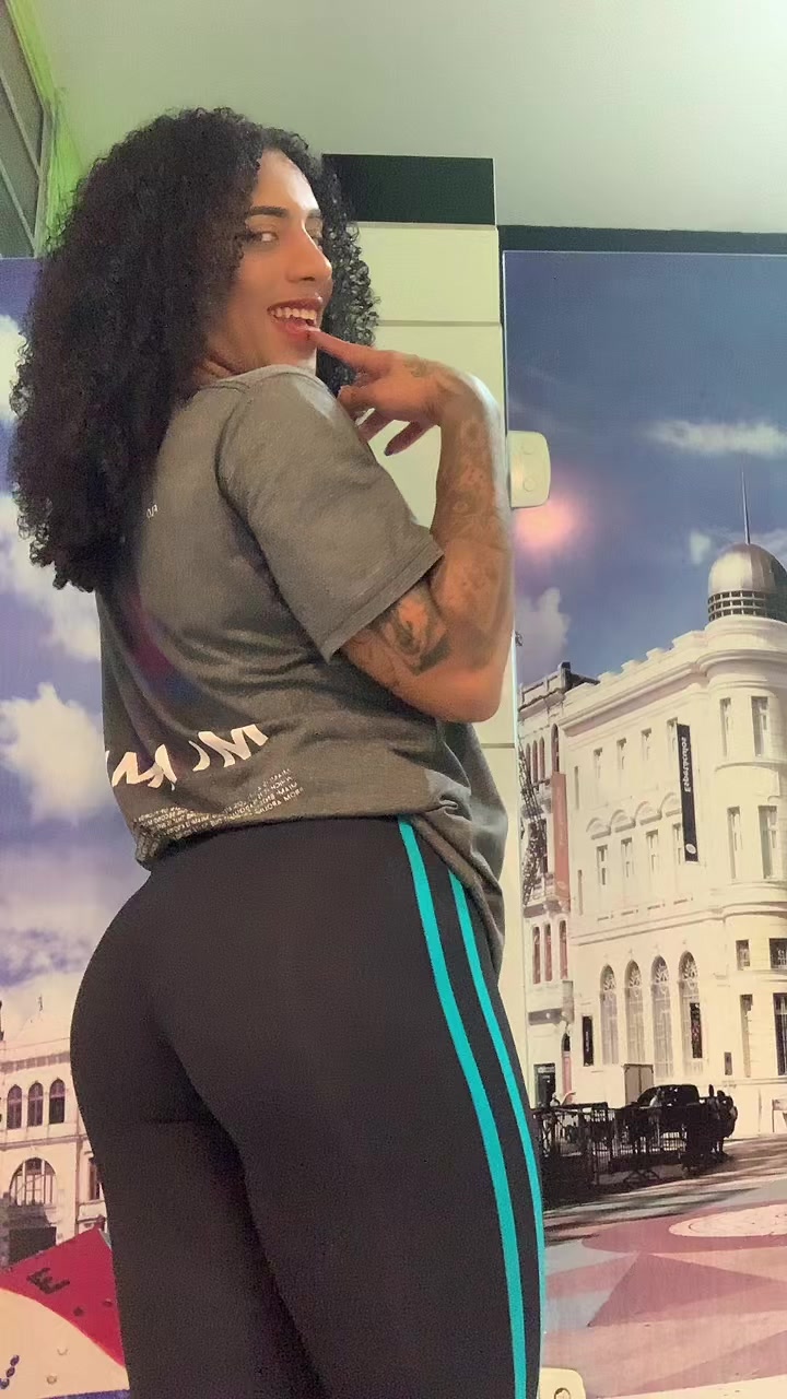@lunaalima250