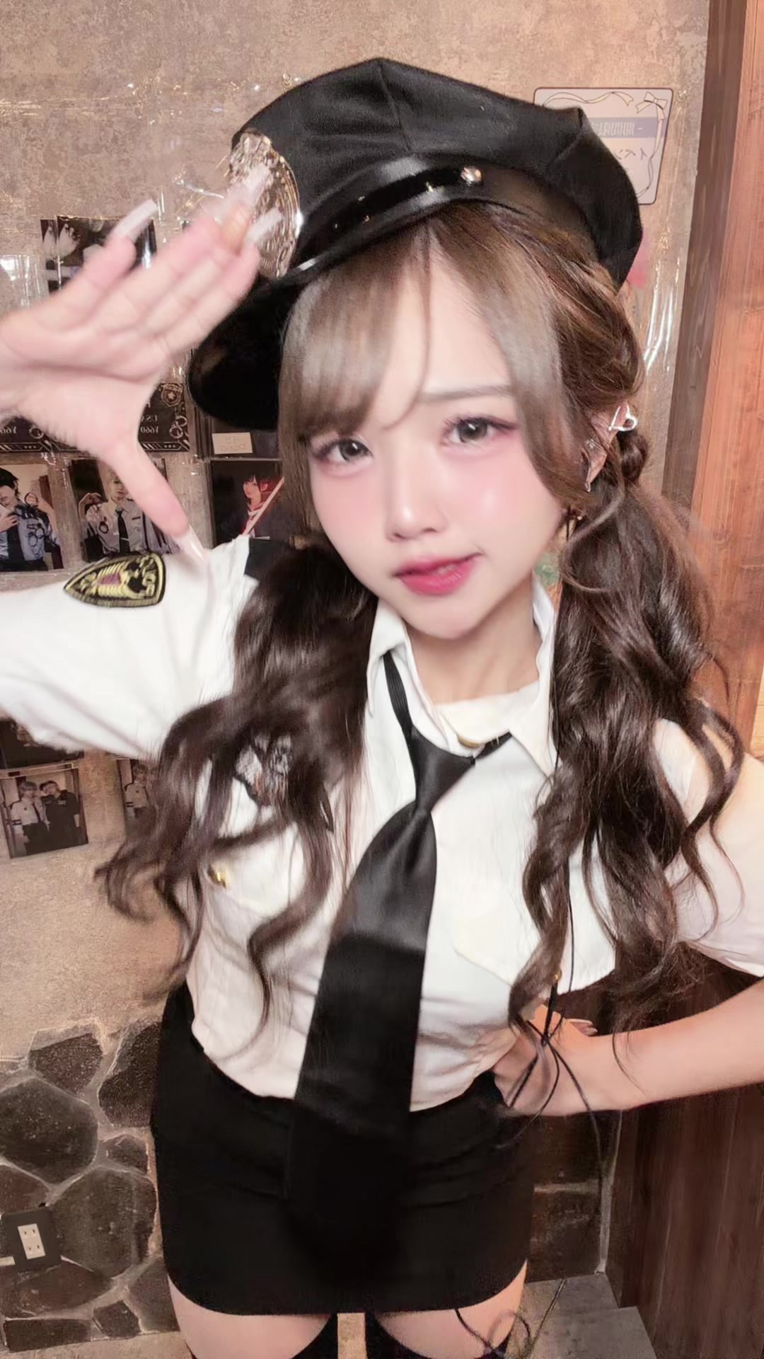 @えま