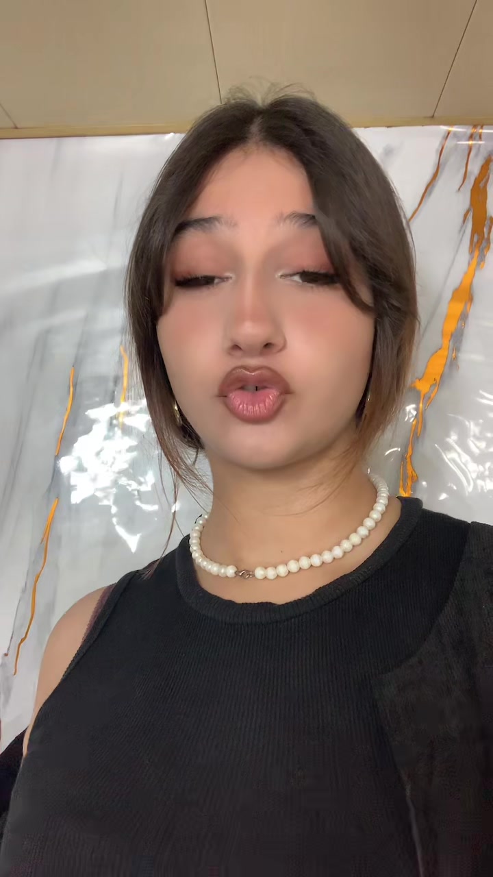 @Elina Gholami