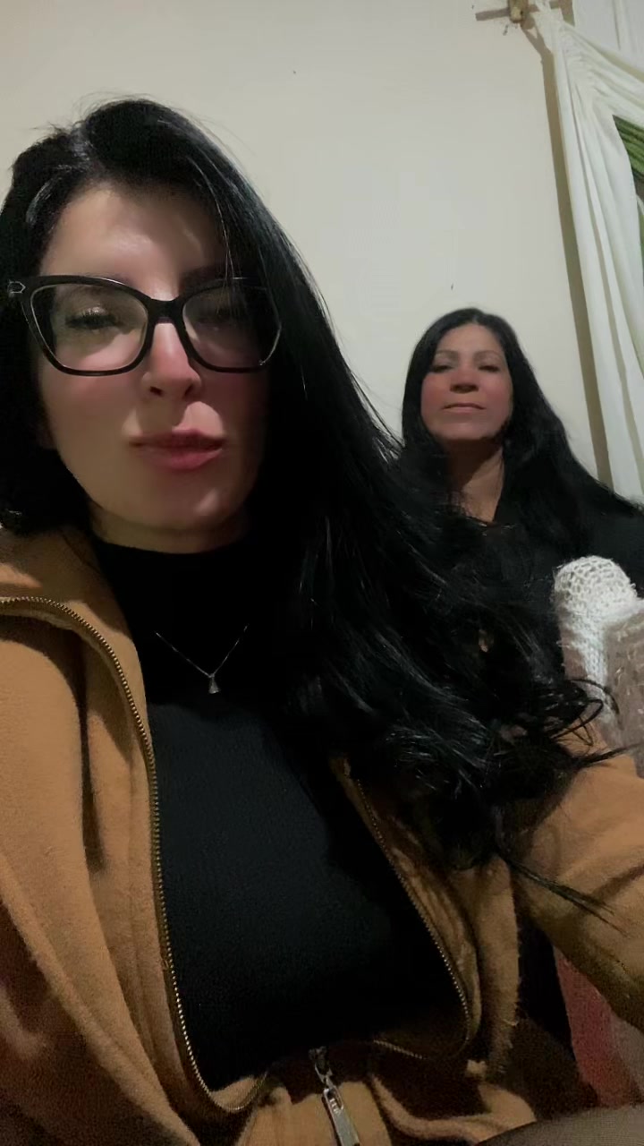 @Viviane Anselmo 🦒