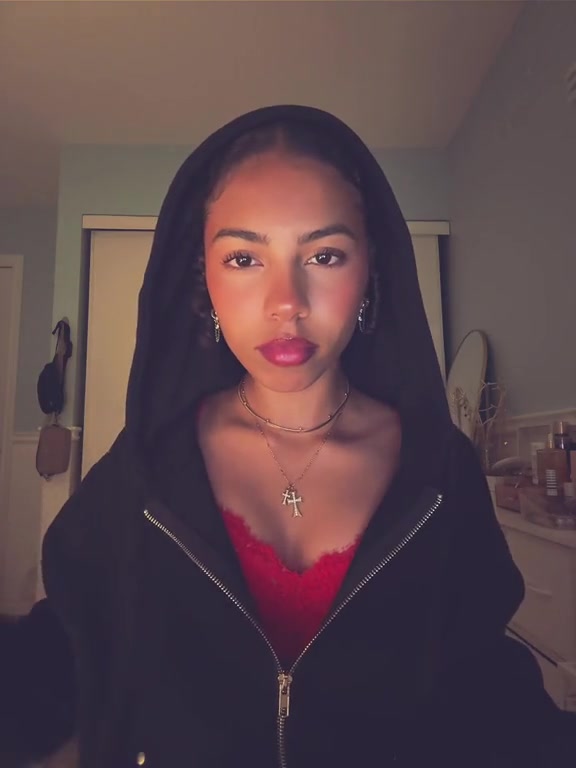 @𝓢hyla🤍