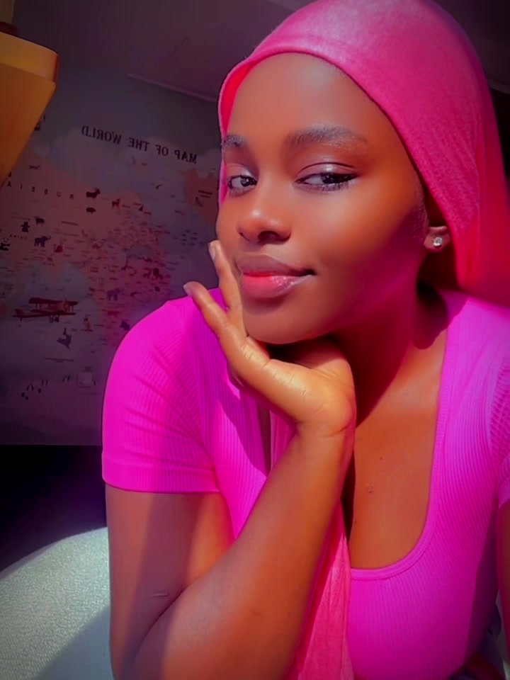 @Nalongo🧕🏽