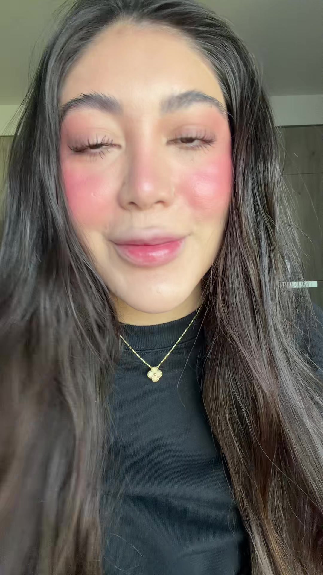 @Diana Fletes Cosmetics