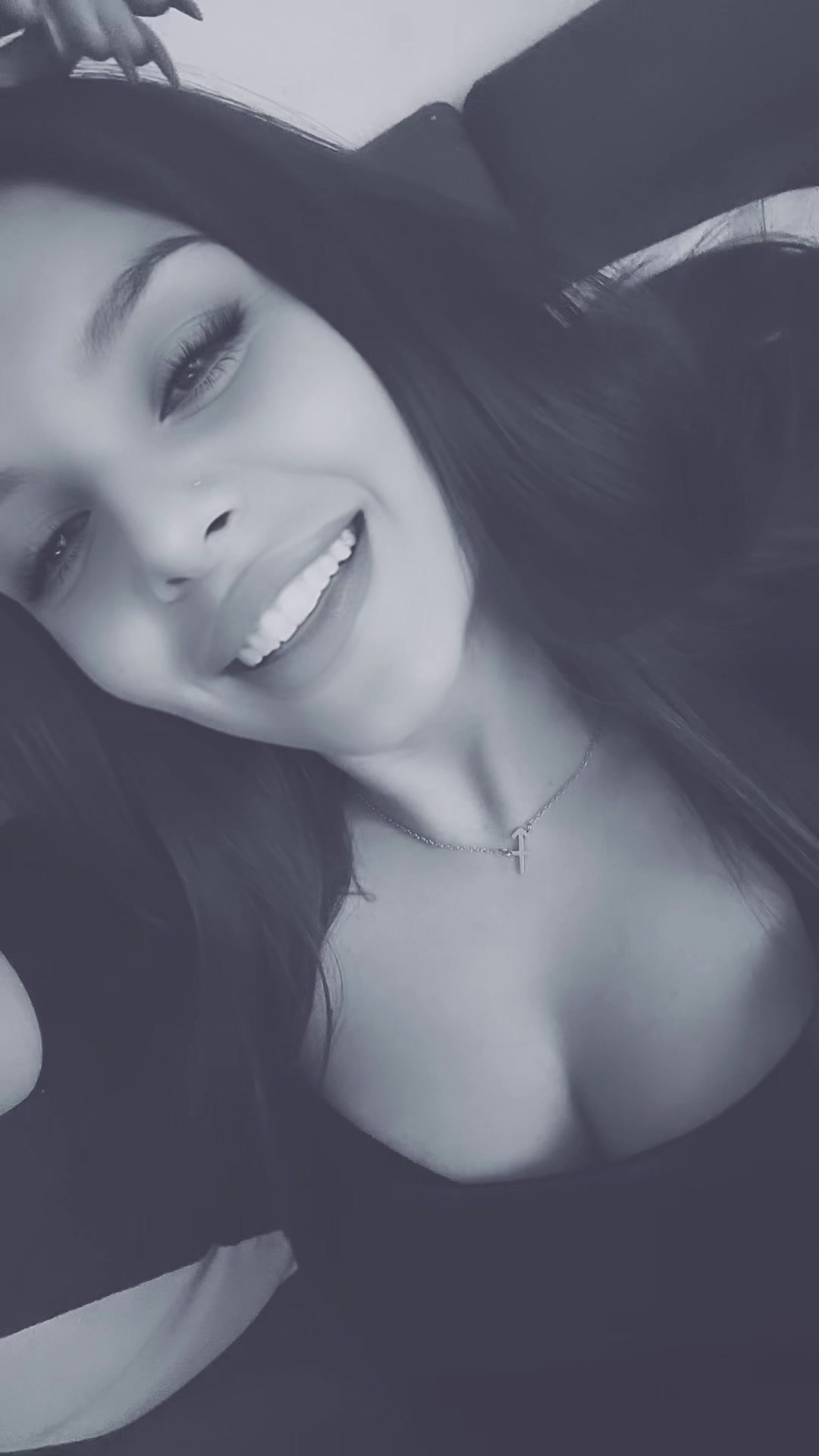@_____mmoonnaa_____