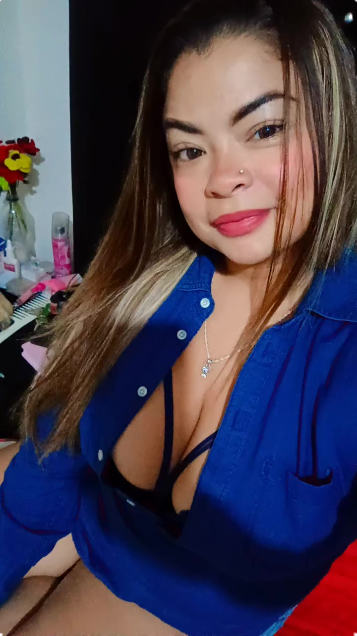 @Andrea Caraqueña🇻🇪