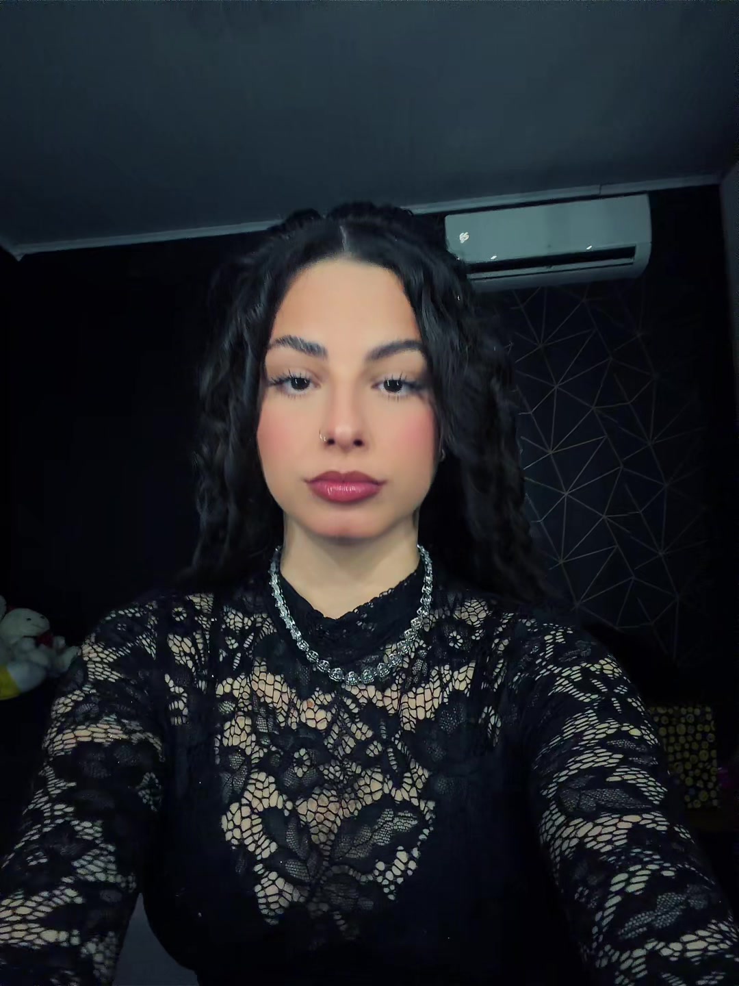 @Julya