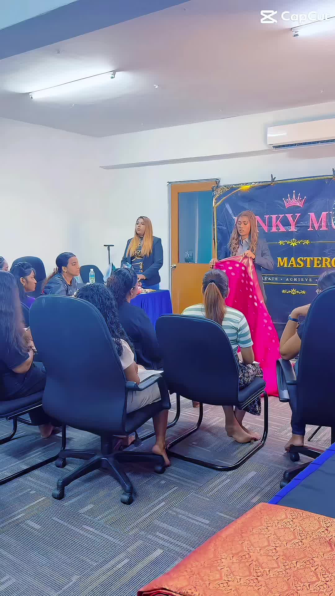 @PINKY MUA